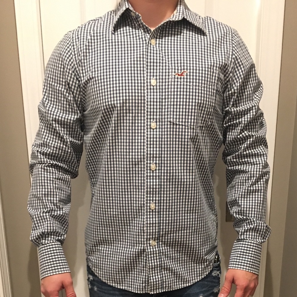 Hollister Button Up